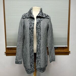 White House Black Market Black and White Chevron Sparkle Cardigan Sweater